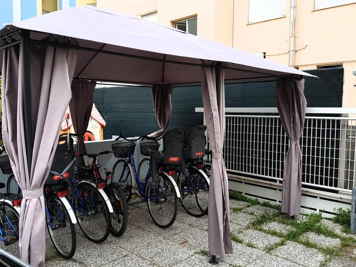 Hotel Portofino Lido di Jesolo Buitenkant foto