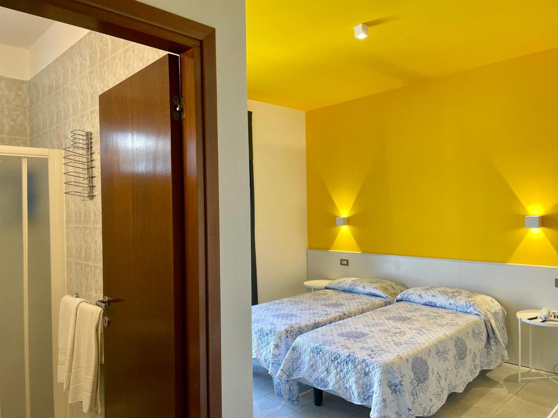 Hotel Portofino Lido di Jesolo Buitenkant foto
