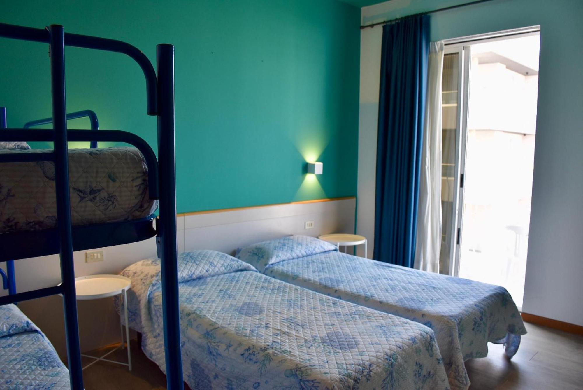 Hotel Portofino Lido di Jesolo Buitenkant foto