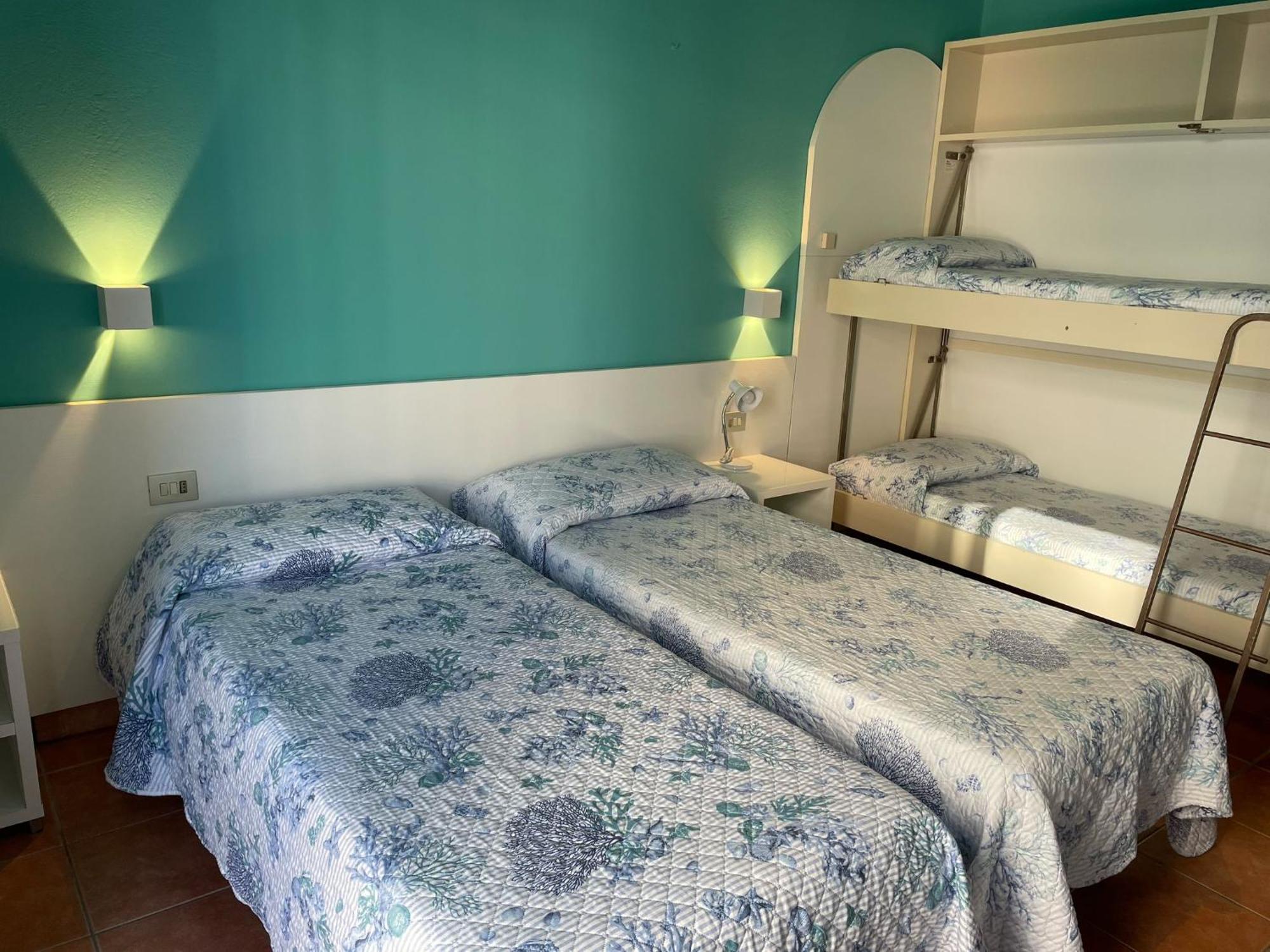 Hotel Portofino Lido di Jesolo Buitenkant foto