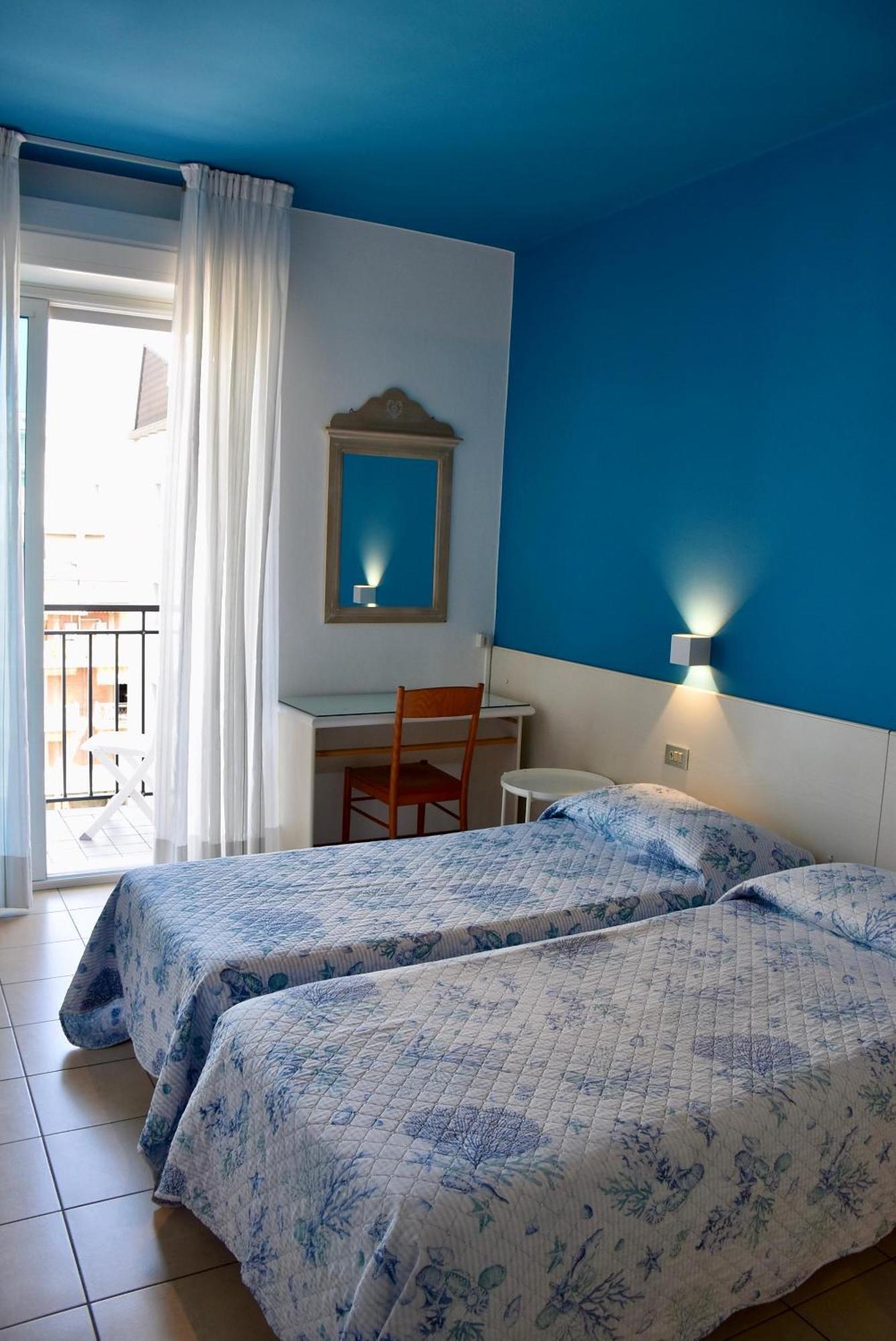 Hotel Portofino Lido di Jesolo Buitenkant foto