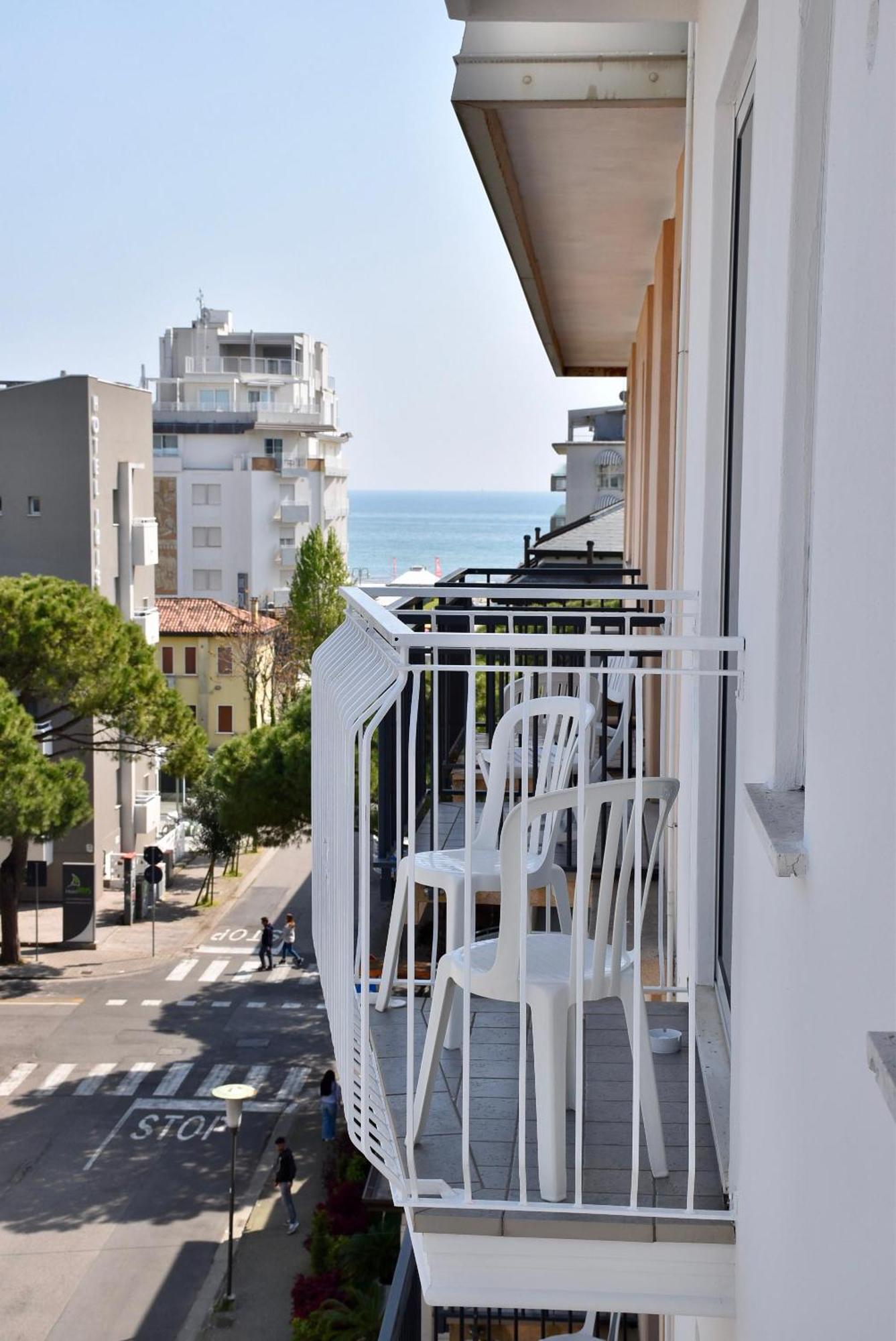 Hotel Portofino Lido di Jesolo Buitenkant foto